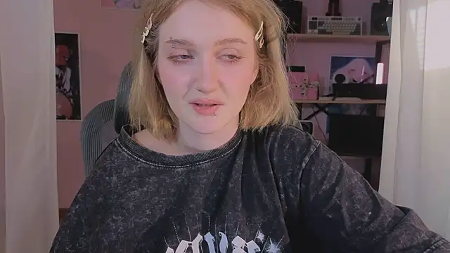 ELLIEJAY online show from 02-15-26, 07:51