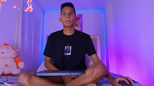 Snapshot of dilan_alfonzo chatting on 07-17-26, 06:35 dilan alfonzo online show from 07-17-26, 06:35