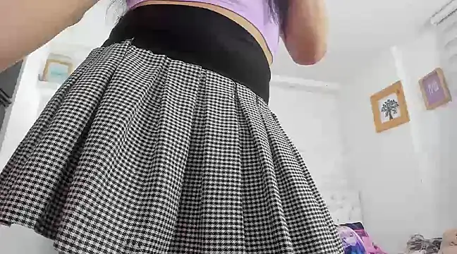 Snapshot of Ammy_Queen chatting on 03-08-25, 07:38 Ammy Queen online show from 03-08-25, 07:38