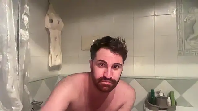 Snapshot of sensuale88modello chatting on 02-19-26, 08:38 sensuale88modello online show from 02-19-26, 08:38