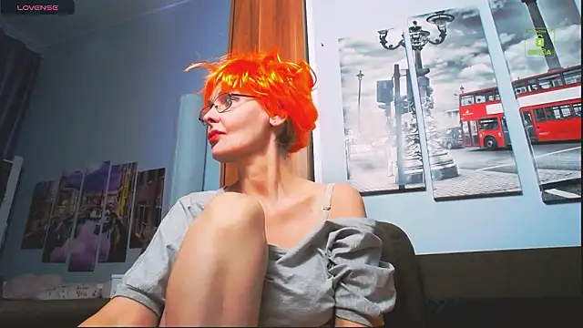 HelgaHimmell online show from 02-25-26, 03:32