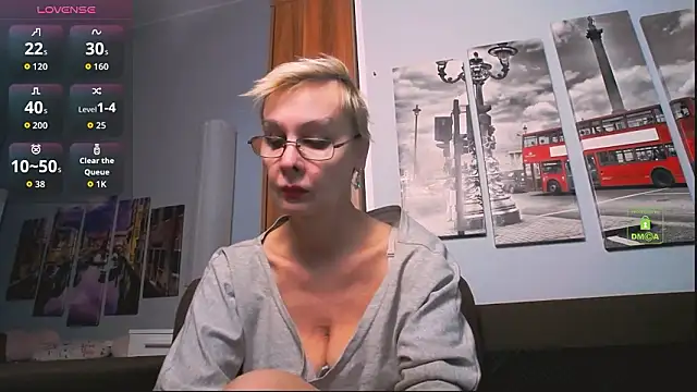 HelgaHimmell online show from 03-07-26, 03:31