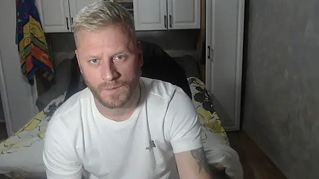 ANGELALEXYNO2024 online show from 12-15-25, 03:49