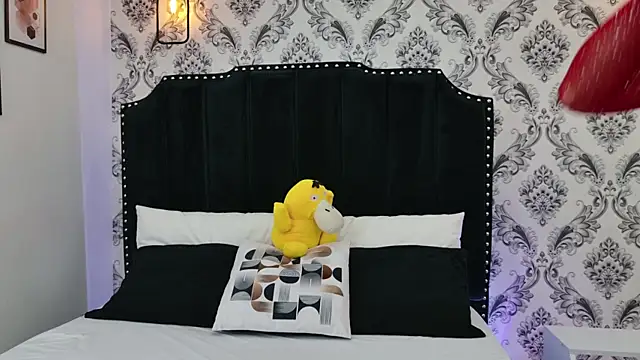 LexaDeRusso online show from 09-08-25, 07:46