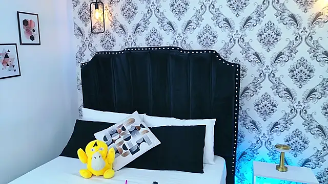 LexaDeRusso online show from 11-12-25, 07:46