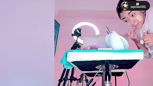 Angelst   online show from 02-05-26, 08:19