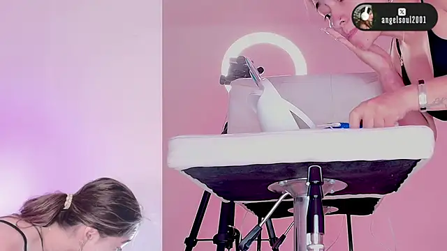 Angelst   online show from 03-06-26, 08:22