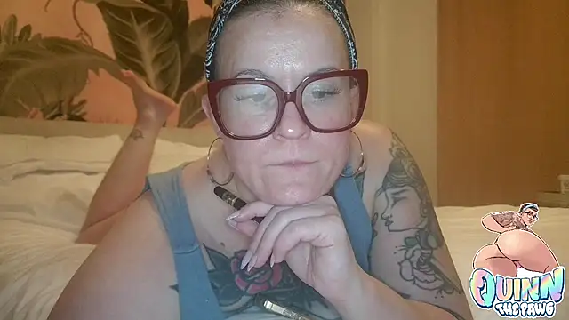 quinnmariexo online show from 12-02-25, 01:33