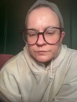 quinnmariexo online show from 04-05-26, 10:18