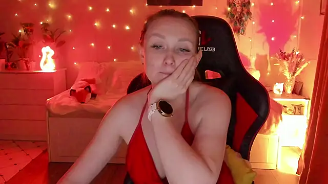 Snapshot of desperatehousewife__ chatting on 01-25-25, 03:30 desperatehousewife online show from 01-25-25, 03:30