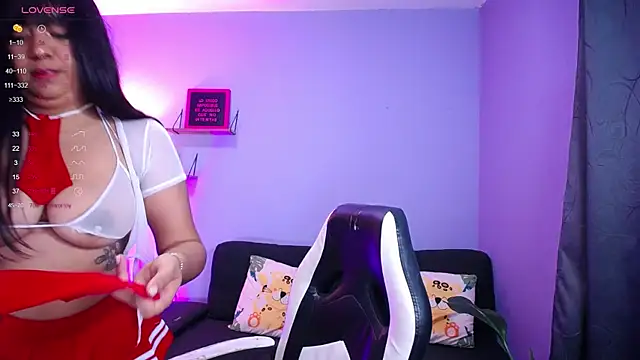 Snapshot of danny_goddess chatting on 12-04-24, 04:43 danny goddess online show from 12-04-24, 04:43