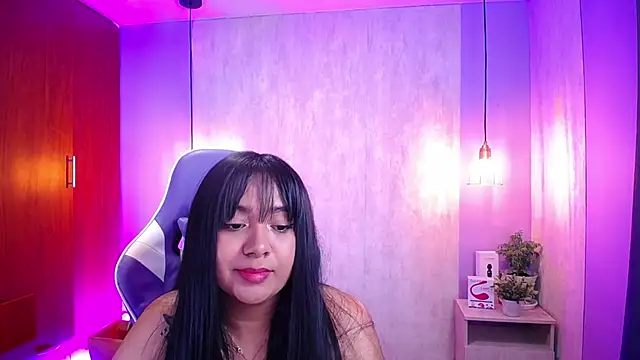 Snapshot of danny_goddess chatting on 03-15-25, 03:29 danny goddess online show from 03-15-25, 03:29