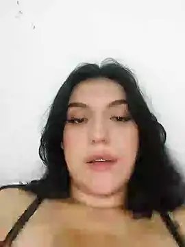 Sophie-hatter online show from 01-07-25, 01:59