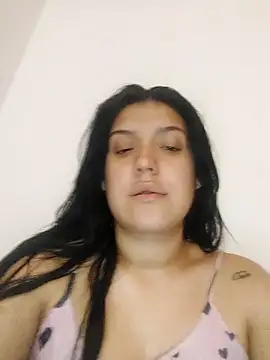 Sophie-hatter online show from 02-15-25, 03:28