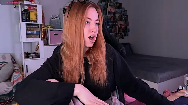 LinaWitch online show from 11-07-25, 10:26