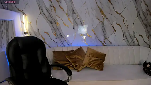 MollySundersX online show from 03-07-26, 05:04