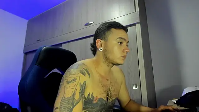 male pussy online show from 02-10-26, 03:10