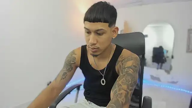 slim master12 online show from 01-16-26, 11:42