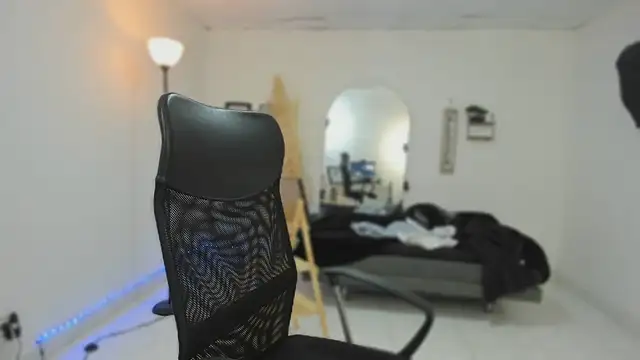 slim master12 online show from 01-18-26, 03:16