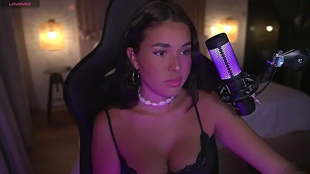 Lizhush  online show from 01-08-25, 05:37