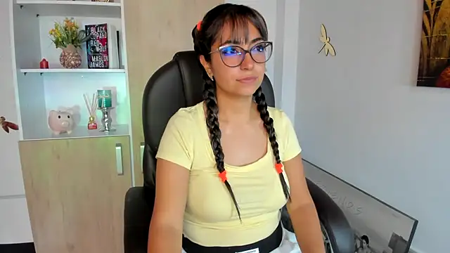 Isabellaa22 1 online show from 02-28-25, 03:04