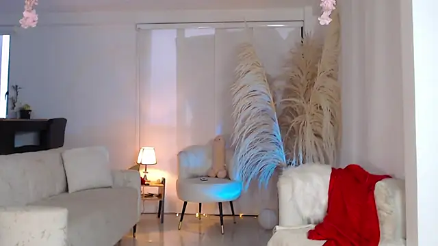 AnikaDragun online show from 03-04-25, 11:29