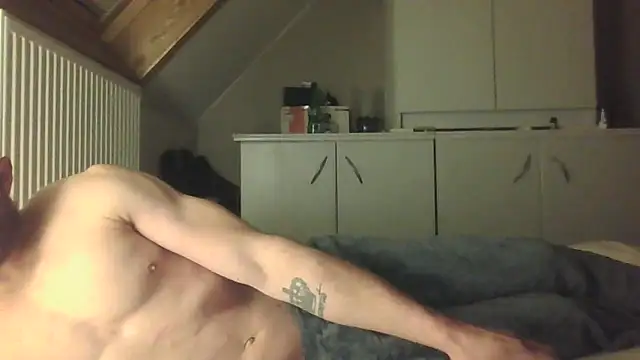 Vekie 007 online show from 05-16-26, 02:19