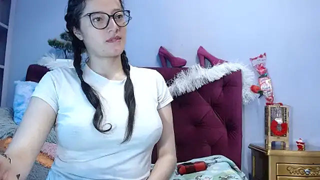 Snapshot of lunazulsj chatting on 01-14-25, 05:12 lunazulsj online show from 01-14-25, 05:12