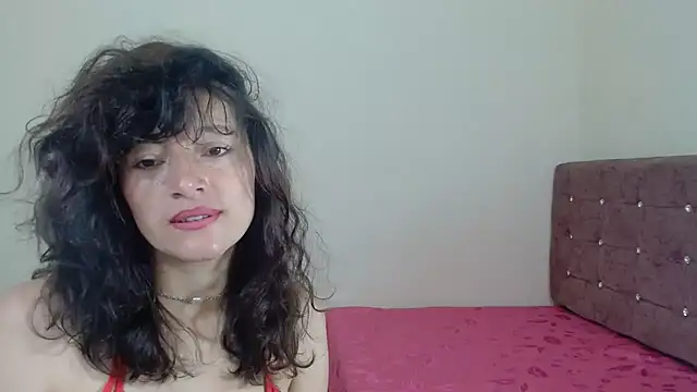 Snapshot of lunazulsj chatting on 05-04-26, 12:45 lunazulsj online show from 05-04-26, 12:45
