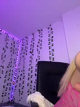 Snapshot of Grecia_21 chatting on 01-14-25, 07:43 Grecia 21 online show from 01-14-25, 07:43