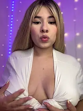 Snapshot of Grecia_21 chatting on 10-10-25, 07:24 Grecia 21 online show from 10-10-25, 07:24