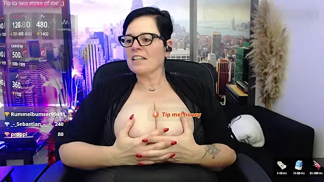 ninarandmann online show from 12-16-24, 07:54