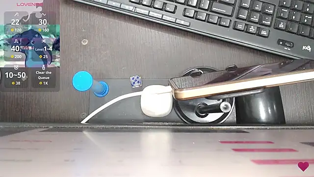 mom hot   online show from 02-20-26, 09:48