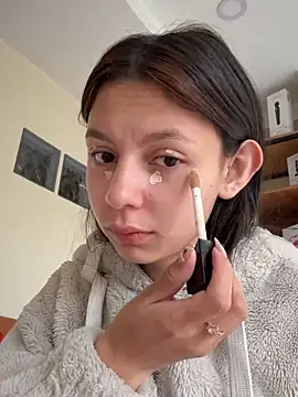 Bonniepark online show from 10-29-25, 01:02