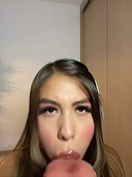  laura 02 online show from 03-01-25, 07:59