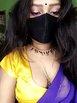 Idhika Paul online show from 04-18-26, 06:28