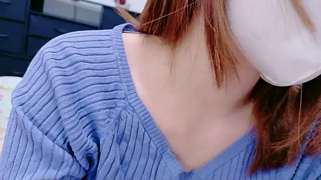 Yui-Ch online show from 05-20-26, 12:11