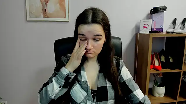 KateDelight online show from 03-01-26, 07:43