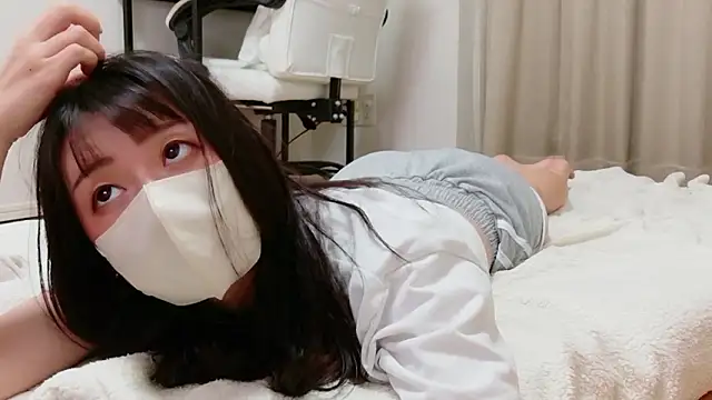 ayu yu xo online show from 06-18-26, 10:52