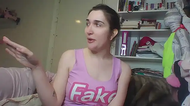 Icy  Diamond online show from 11-21-25, 04:38