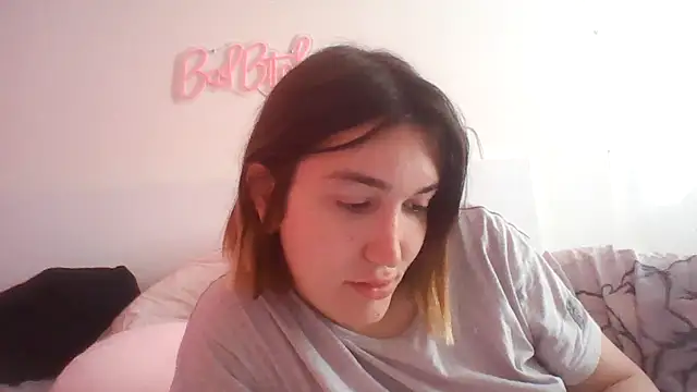 Icy  Diamond online show from 04-20-26, 12:08