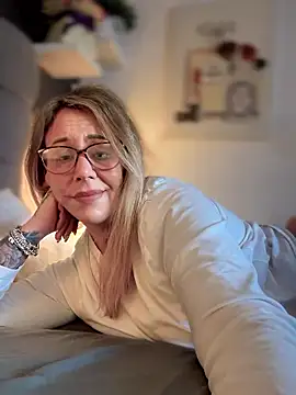 blondebitch2 online show from 01-14-26, 02:23