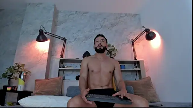 bruno woods online show from 12-17-25, 08:26