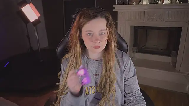 carolina elf online show from 04-12-26, 05:45