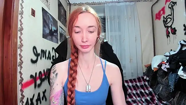 Roxy Silver online show from 12-17-25, 08:59