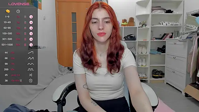 Snapshot of broosnica1 chatting on 06-06-26, 08:41 broosnica1 online show from 06-06-26, 08:41