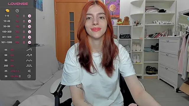 Snapshot of broosnica1 chatting on 06-20-26, 06:16 broosnica1 online show from 06-20-26, 06:16