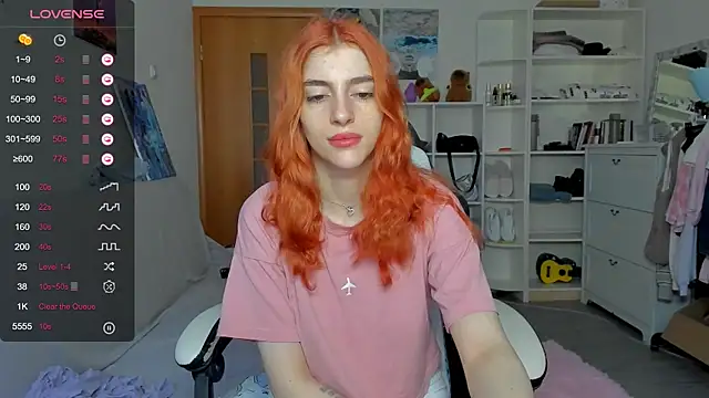 Snapshot of broosnica1 chatting on 07-12-26, 09:33 broosnica1 online show from 07-12-26, 09:33