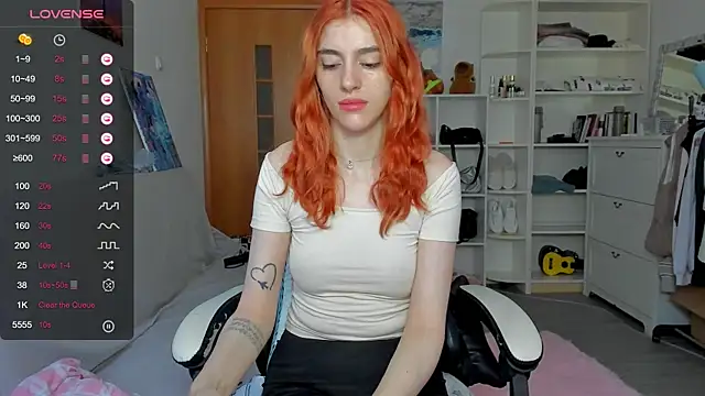 Snapshot of broosnica1 chatting on 07-13-26, 06:49 broosnica1 online show from 07-13-26, 06:49