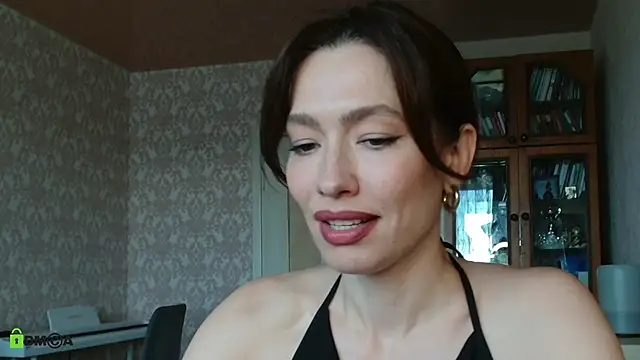 Snapshot of alicia_spicy chatting on 06-27-26, 01:17 alicia spicy online show from 06-27-26, 01:17